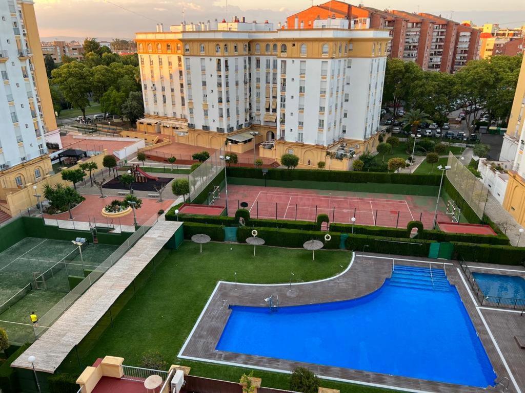 Luxury Apartment In Seville With Pool Sevilha Exterior foto